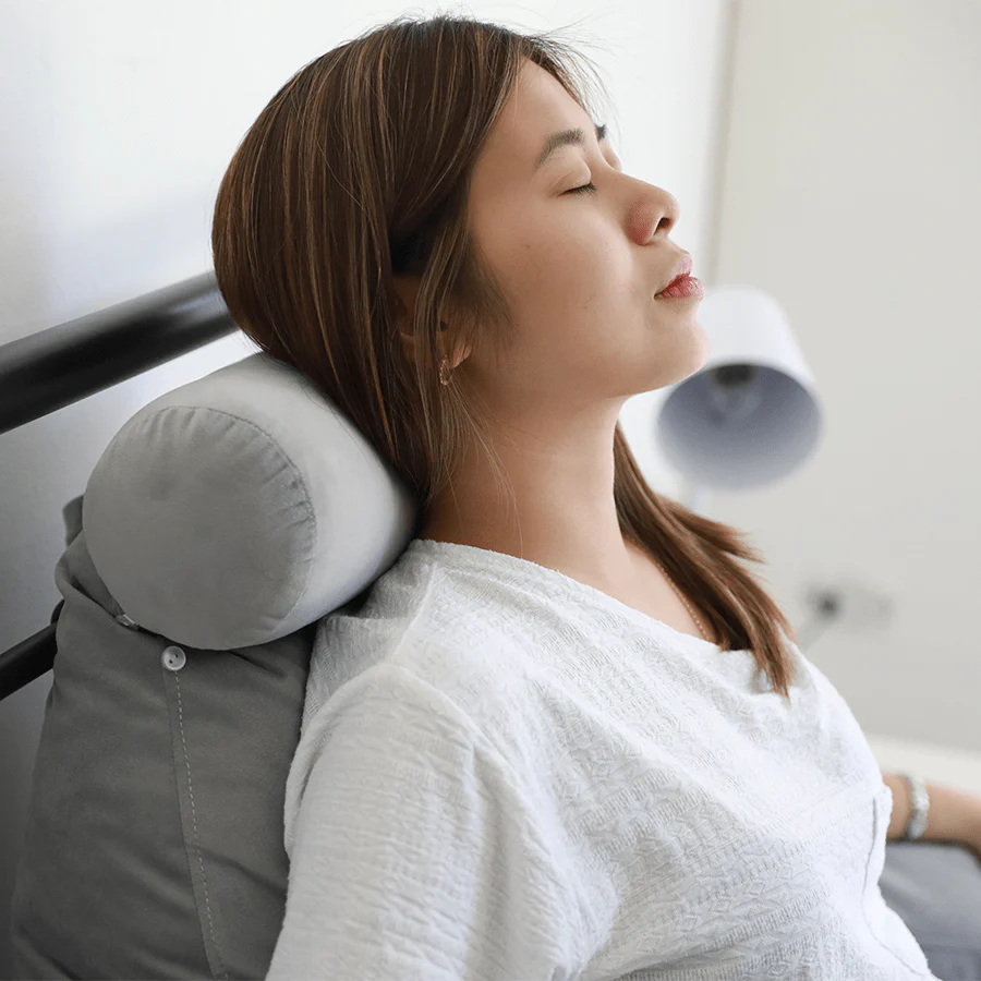Bed Rest and Reading Pillow - Image 3