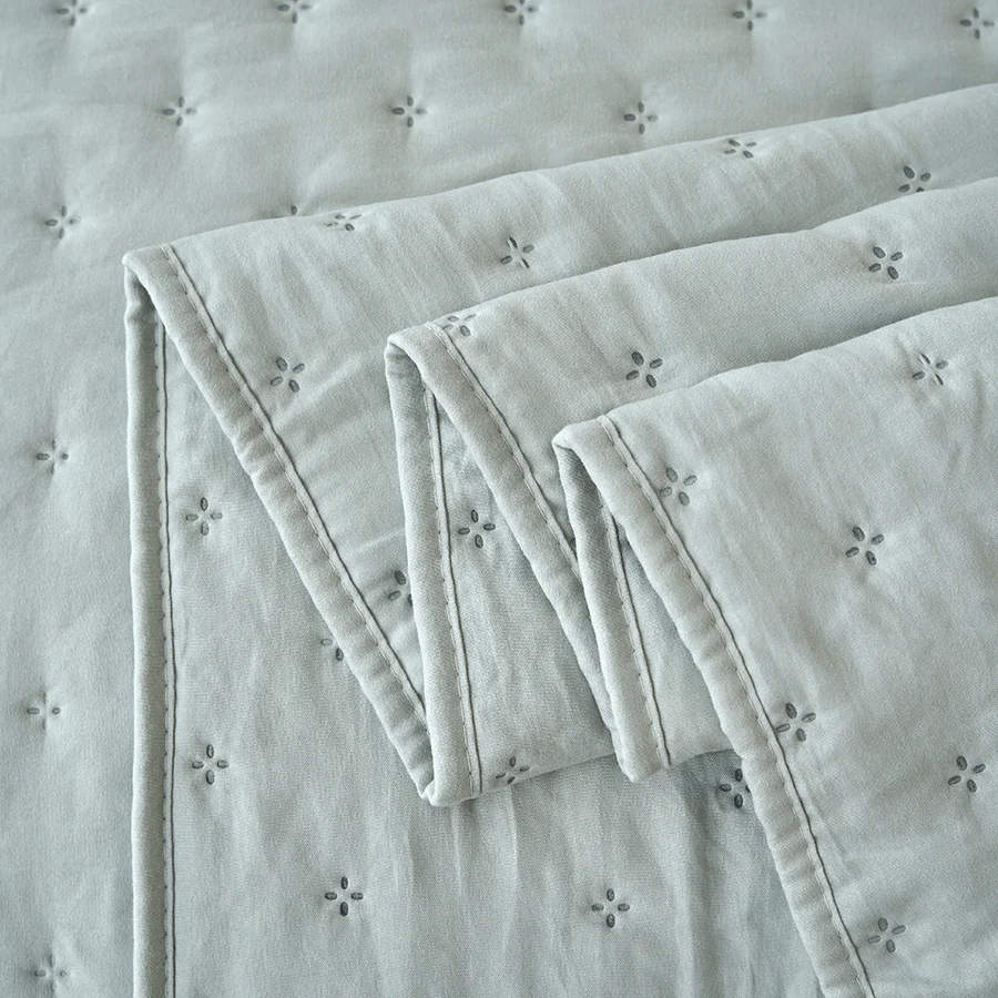 Holly Bedspread - Green - Image 10