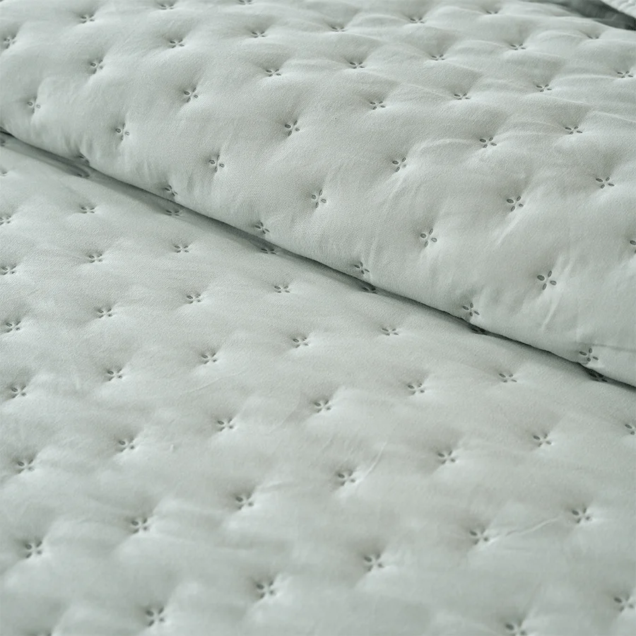 Holly Bedspread - Green - Image 8