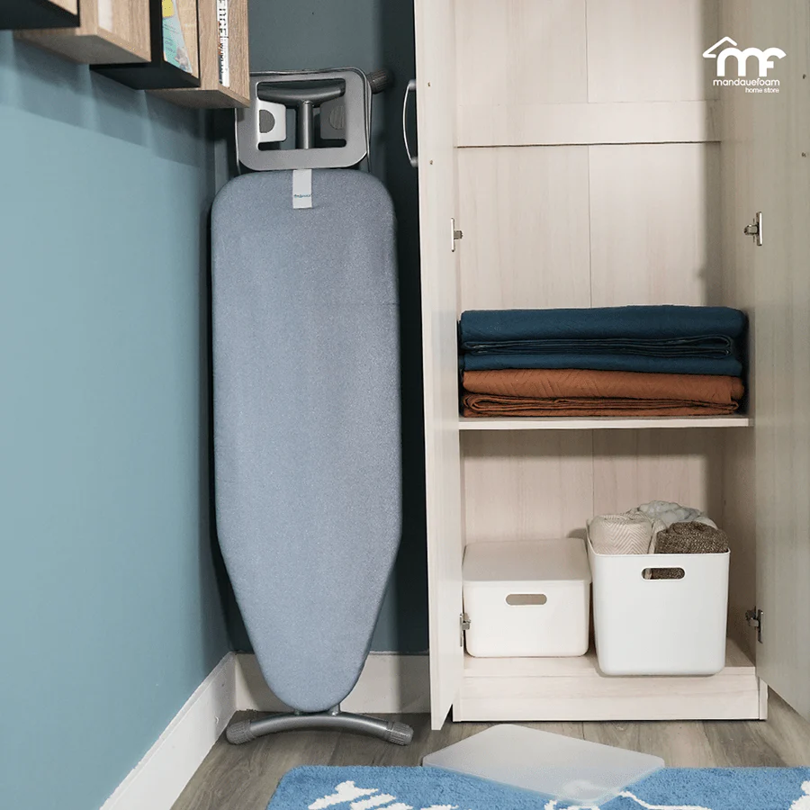 Ironing Board with Iron Rest - 117x33x81 cm - Image 4