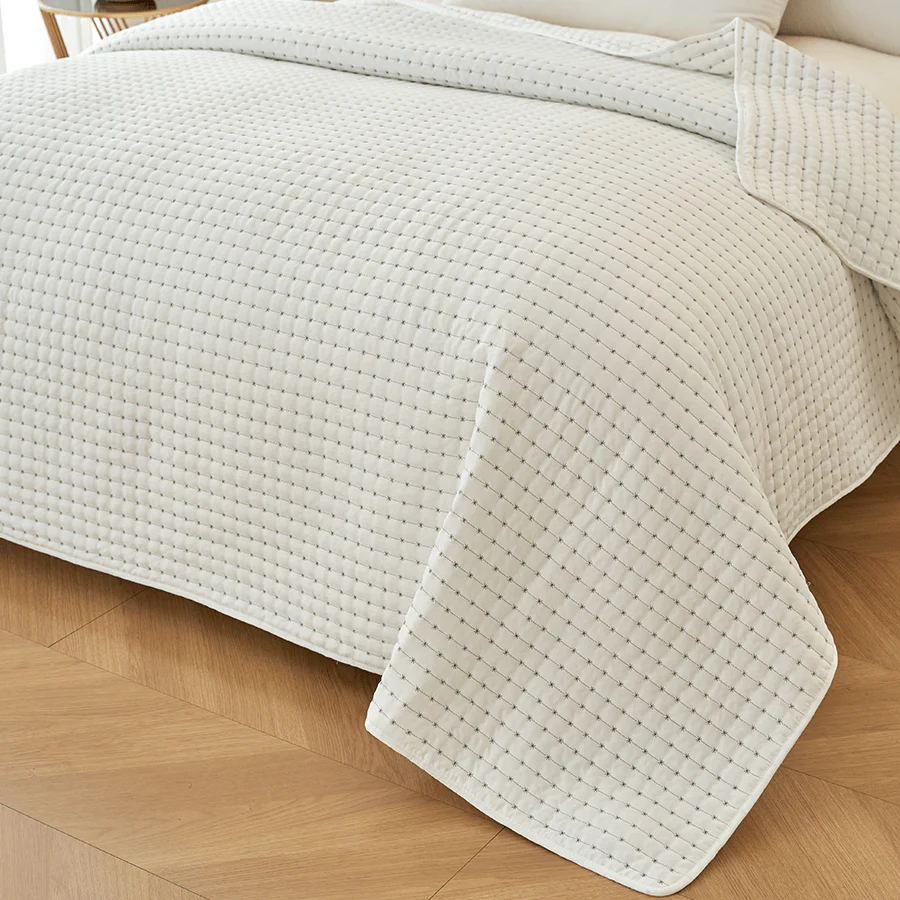 Ivy Bedspread - Green - Image 7