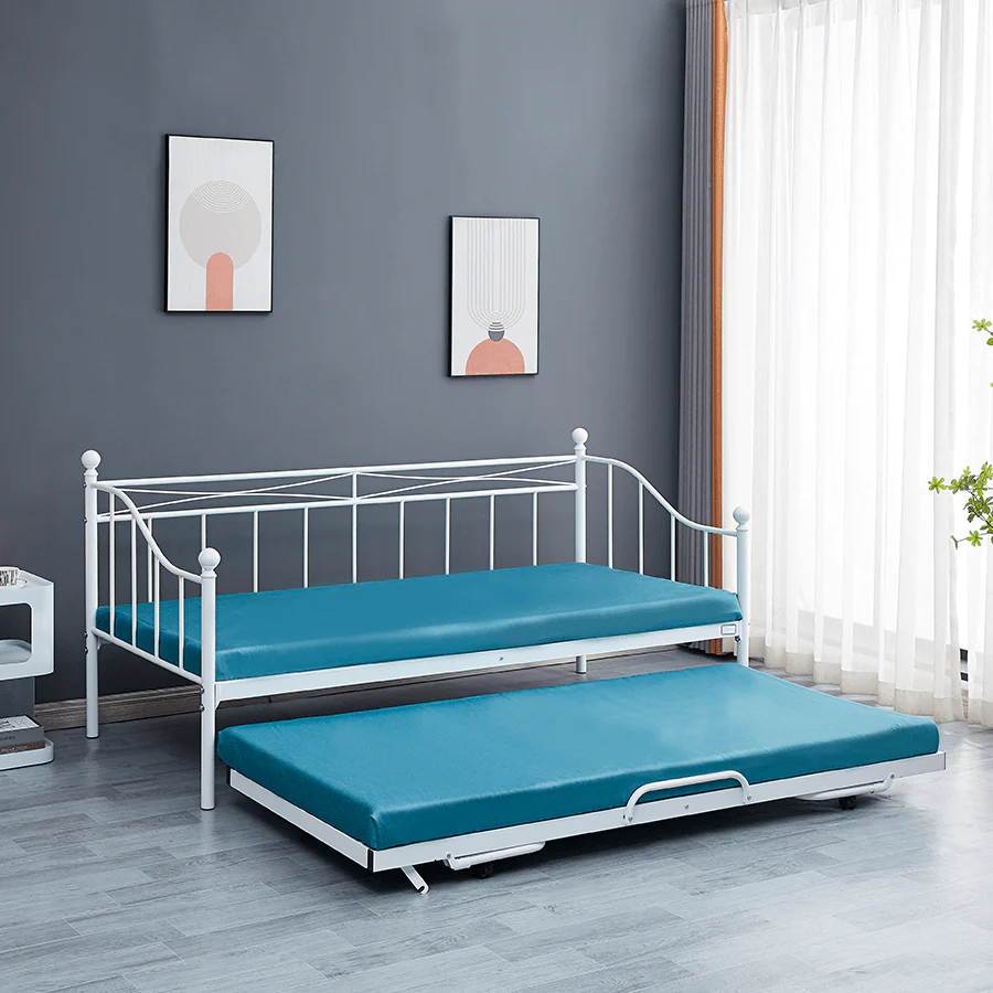 Kat Pull-out Bed - Image 4