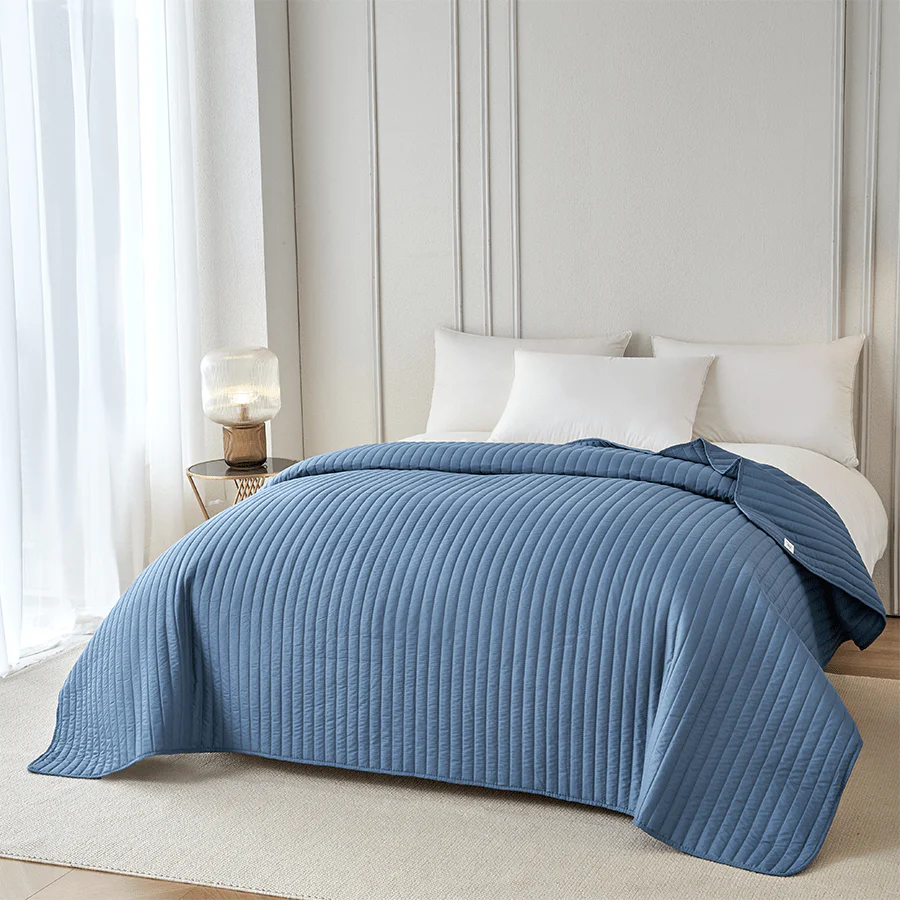 Loey Bedspread - Blue - Image 4