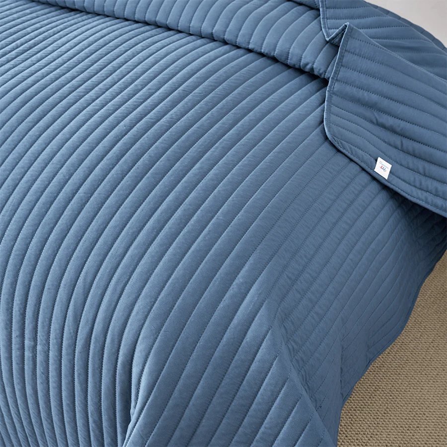 Loey Bedspread - Blue - Image 5