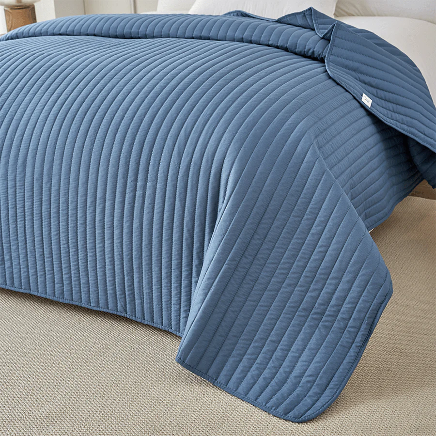 Loey Bedspread - Blue - Image 6