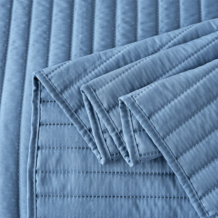 Loey Bedspread - Blue - Image 9