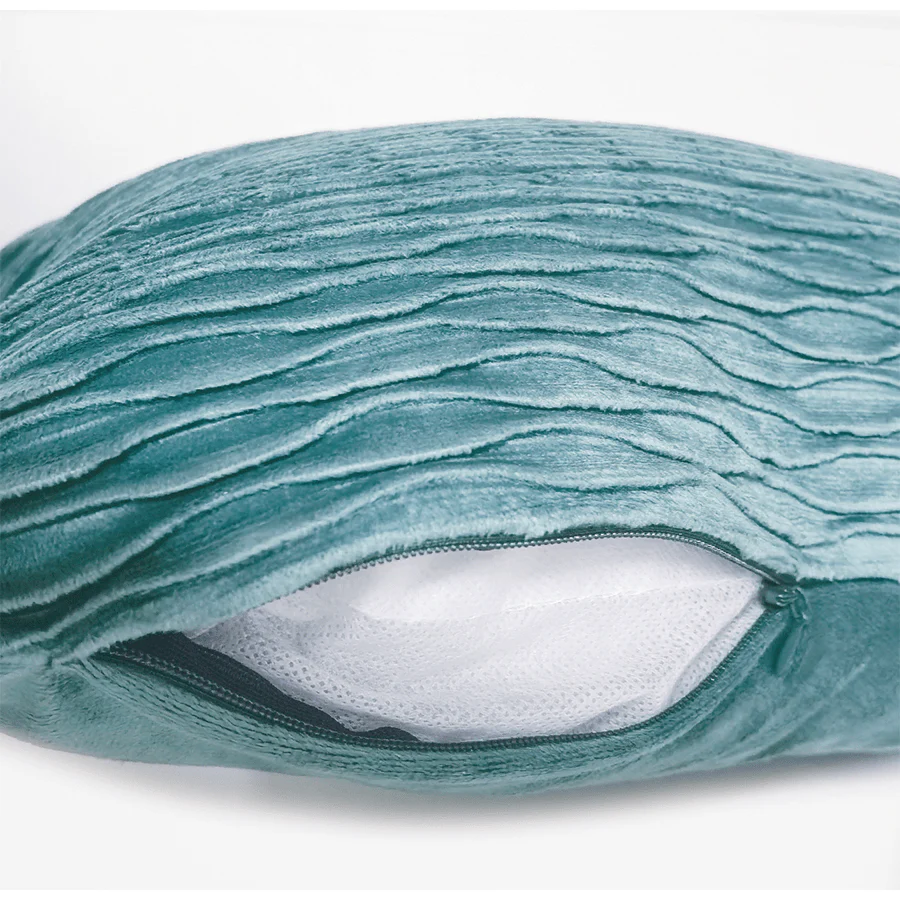 Mila Blu Pleated Velvet Kidney Pillowcase - Image 3