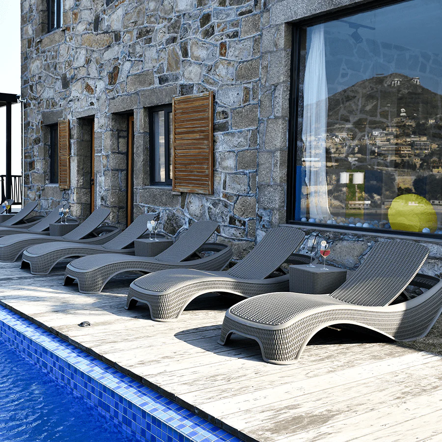 Newport Sun Lounger - Image 3