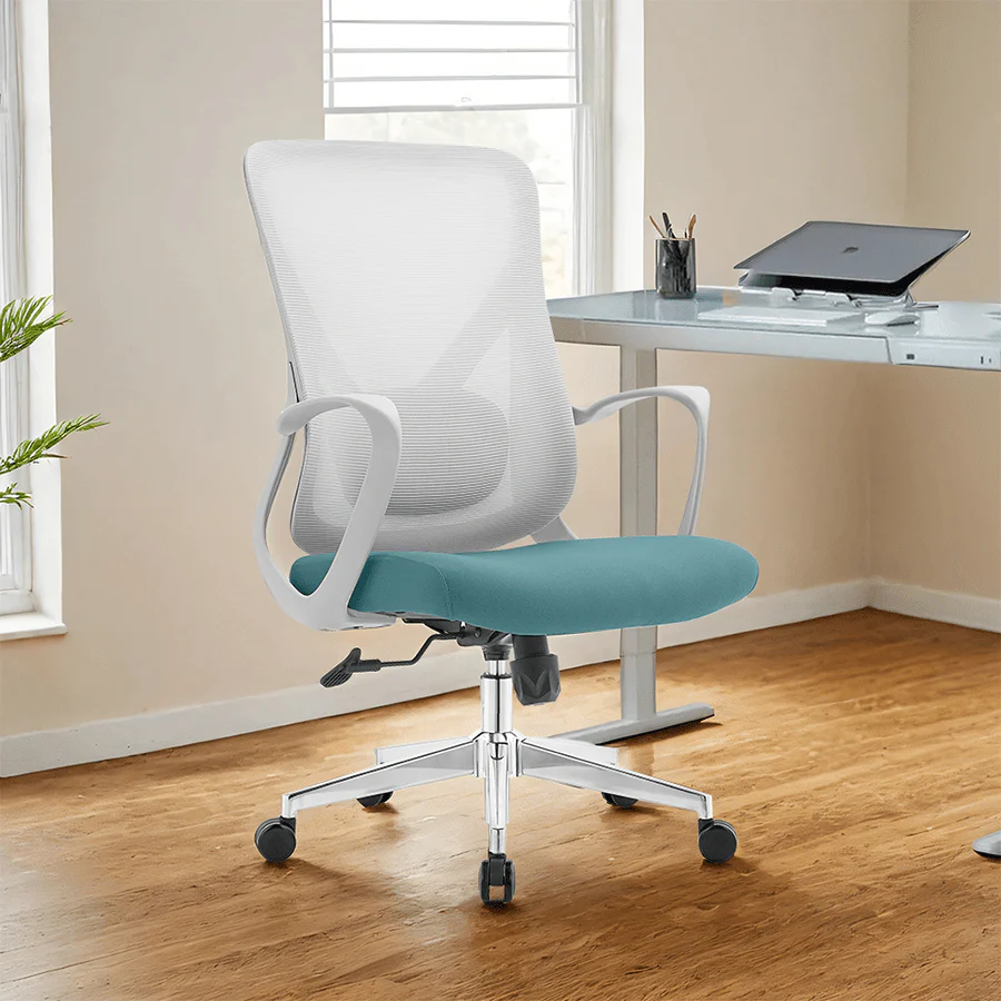 Paris Low Back Wide Seat Office Chair - Image 2
