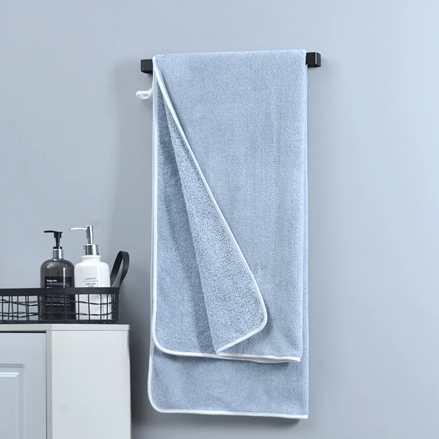Rai Microfiber Bath Towel - Image 4